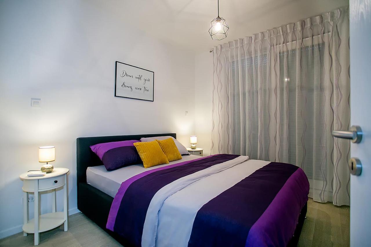 Apartment Sweet Daisy With Parking Zadar Bagian luar foto
