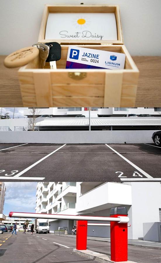 Apartment Sweet Daisy With Parking Zadar Bagian luar foto
