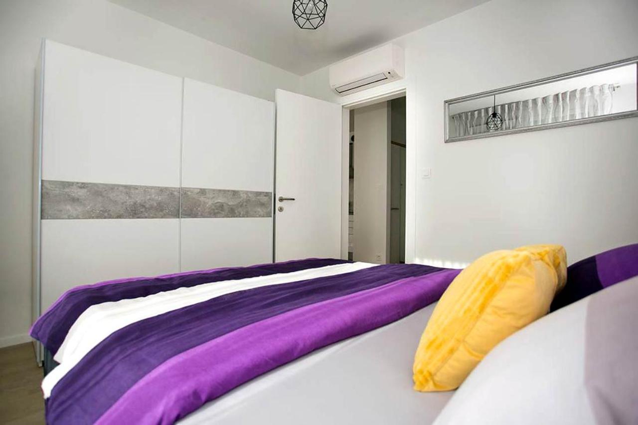 Apartment Sweet Daisy With Parking Zadar Bagian luar foto
