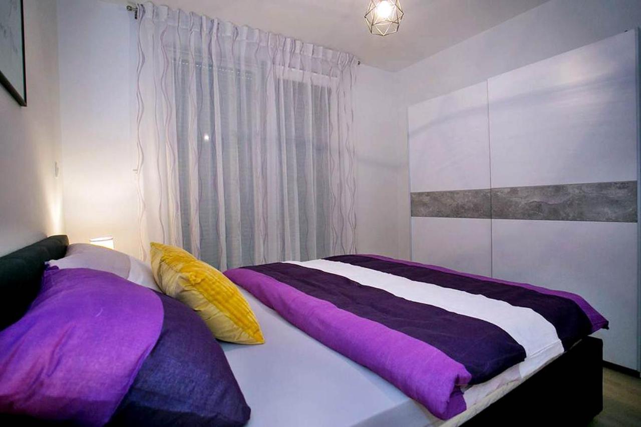 Apartment Sweet Daisy With Parking Zadar Bagian luar foto