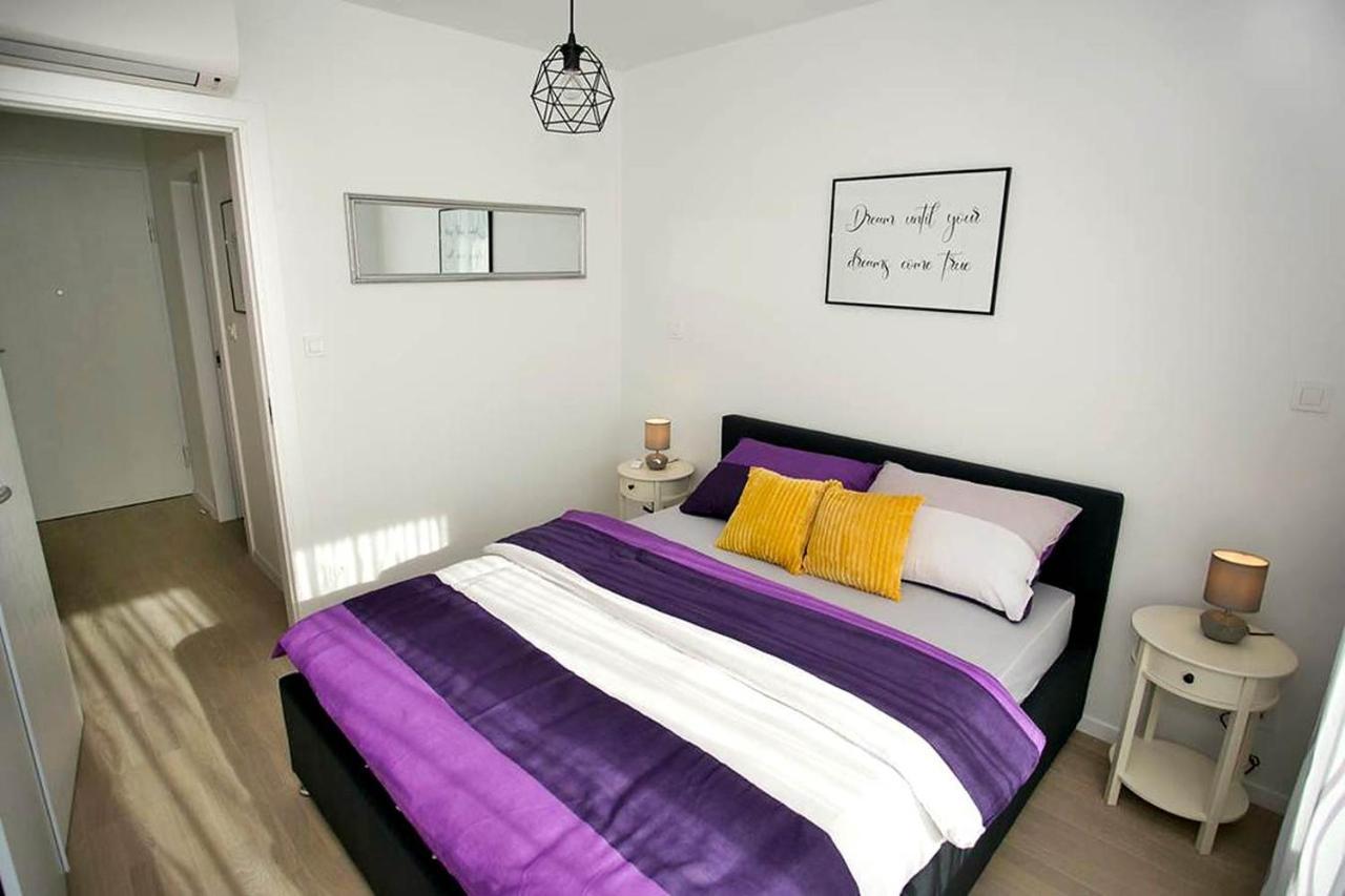 Apartment Sweet Daisy With Parking Zadar Bagian luar foto