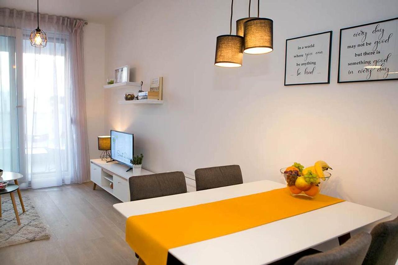 Apartment Sweet Daisy With Parking Zadar Bagian luar foto