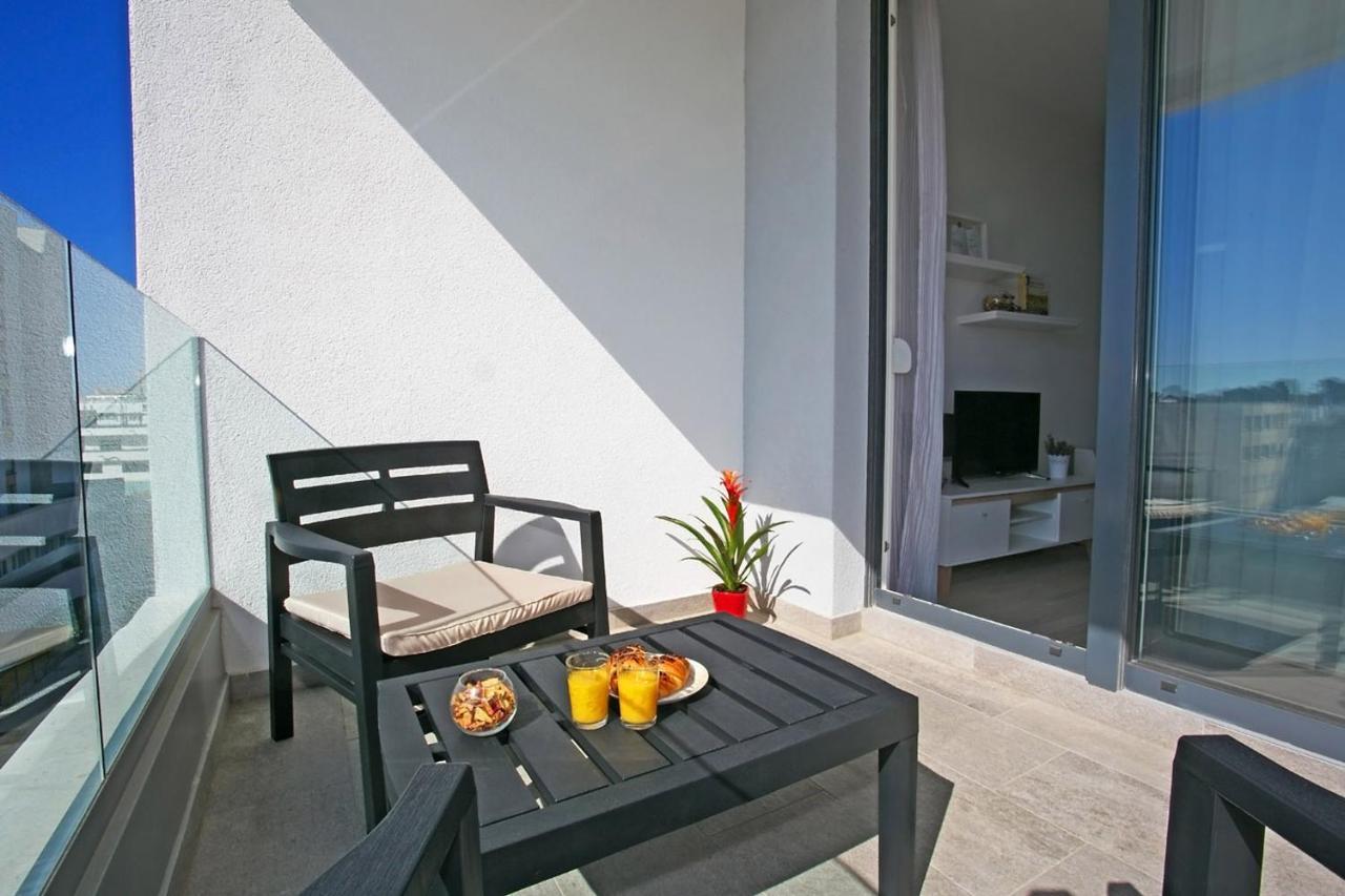 Apartment Sweet Daisy With Parking Zadar Bagian luar foto